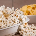 Snacking slows down weight loss